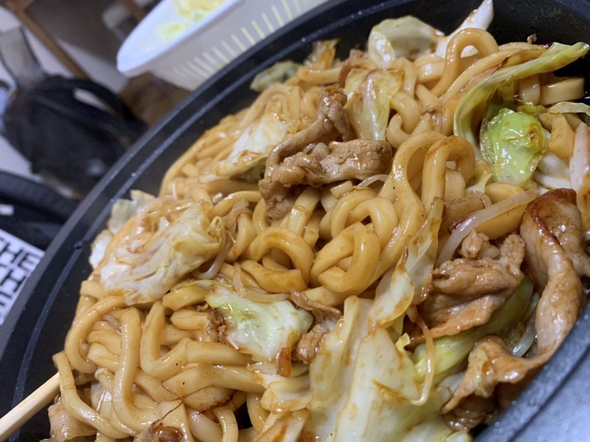 LUCKY亭～ケンちゃんの焼うどん～